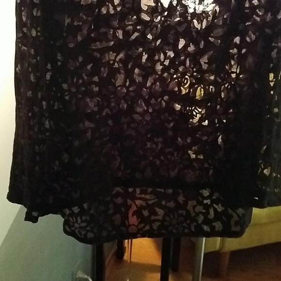 Top - Picture 3 of 4